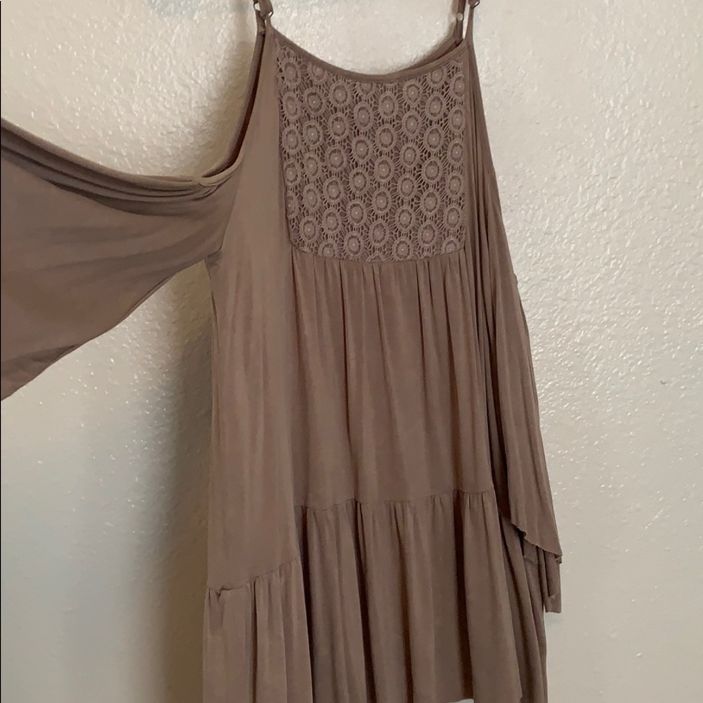 Dress - Picture 2 of 4